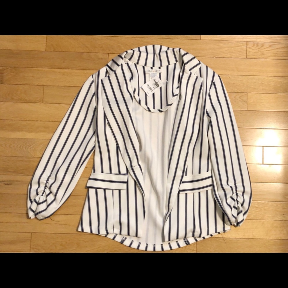White striped Charlotte Ruse blazer